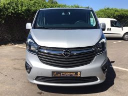 Opel Vivaro 9 Plazas lleno