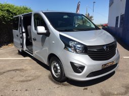 Opel Vivaro 9 Plazas lleno