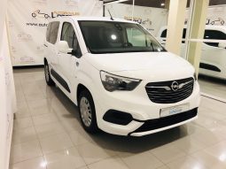 OPEL COMBO 5 PLAZAS lleno