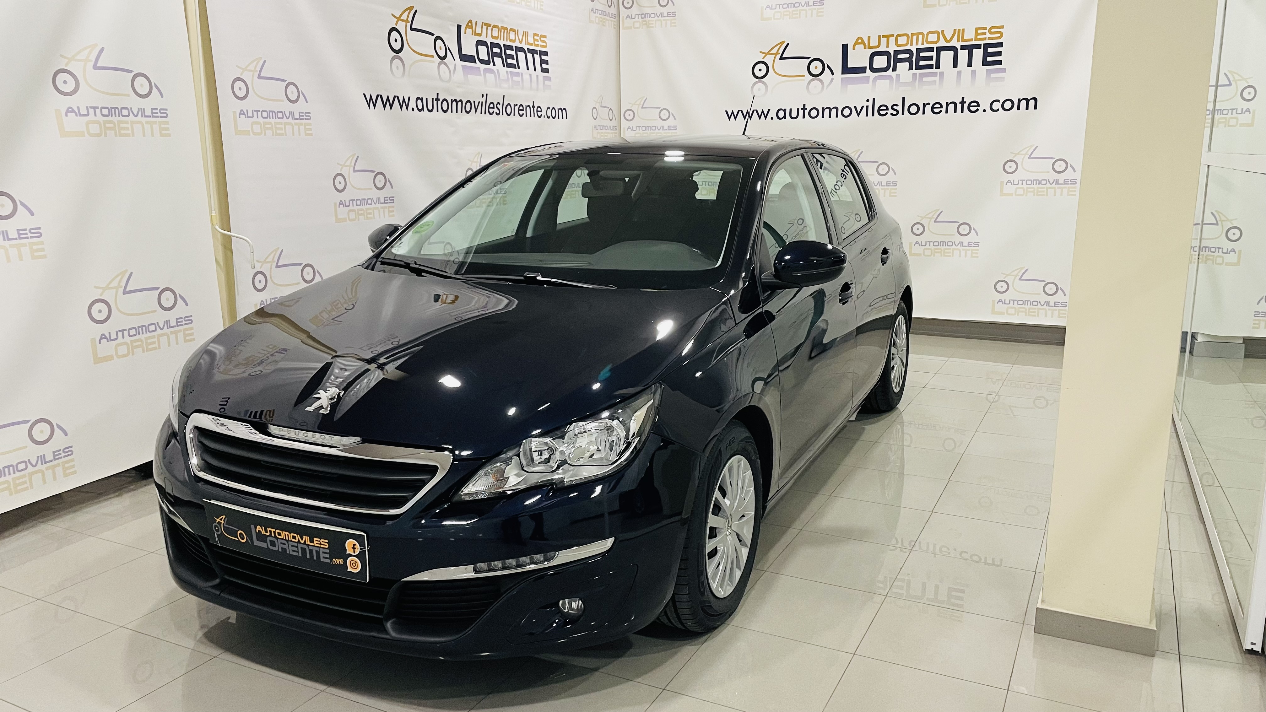 Peugeot 308 Business — foto 2 de 8