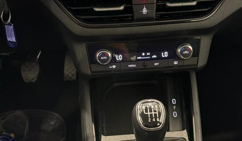 Škoda scala lleno