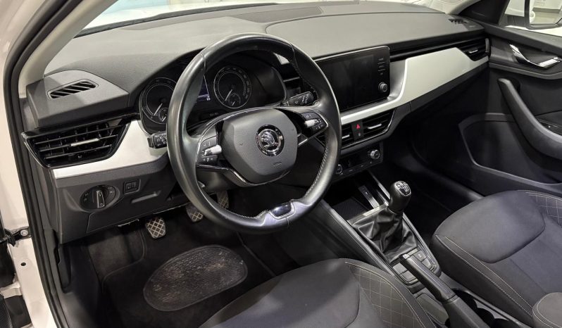 Škoda scala lleno