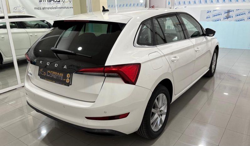 Škoda scala lleno