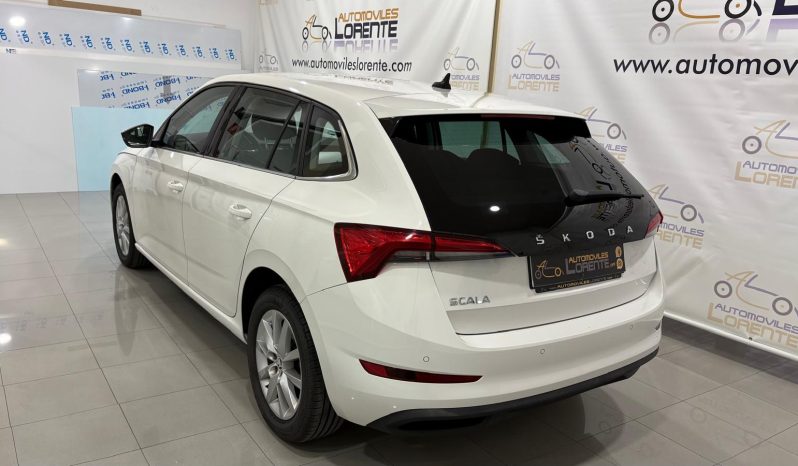 Škoda scala lleno